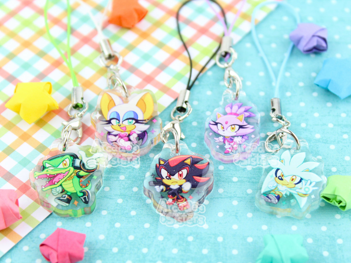 *NEW* Sonic Phone Charm
