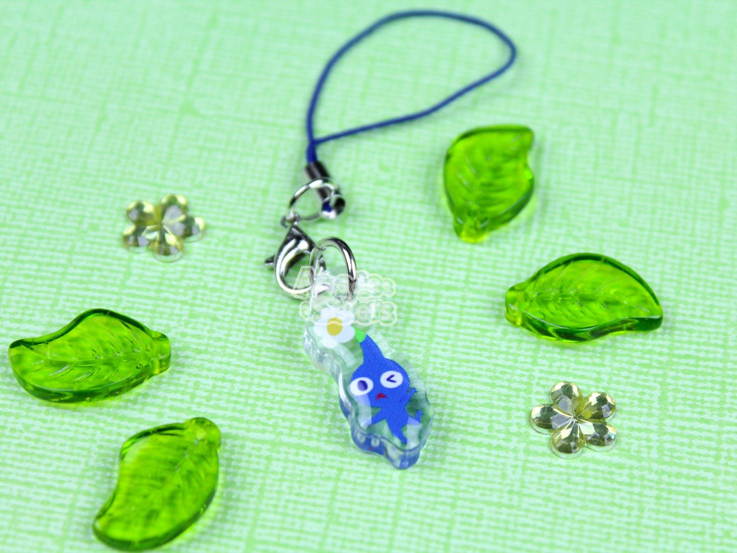 Pikmin Phone Charm